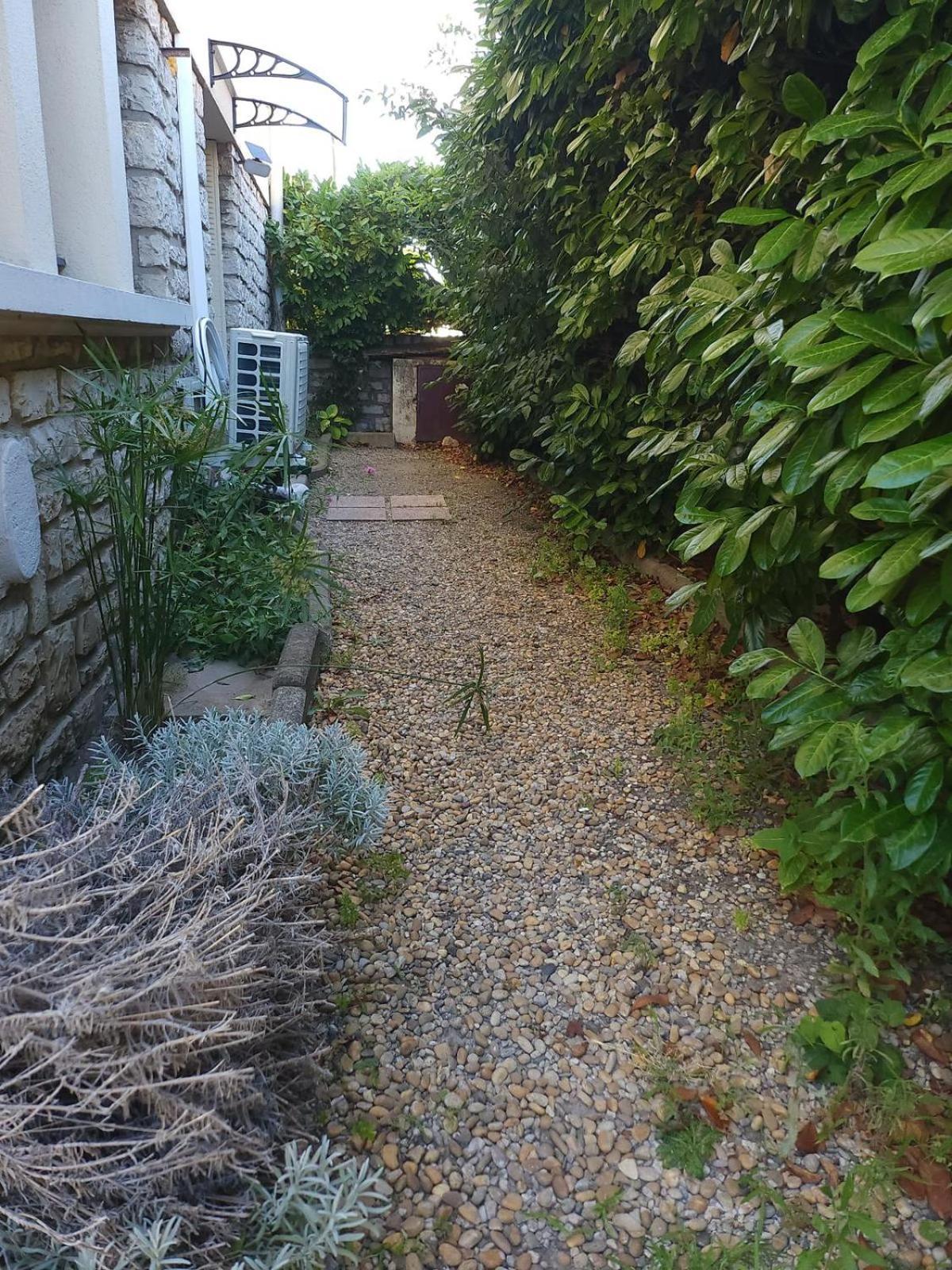 Appartement Paisible Pour 4 Personnes Montpellier Exterior foto